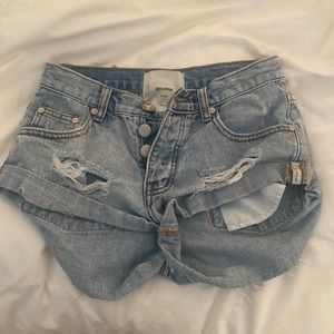 Low waisted One teaspoon shorts size 23 and Good condition